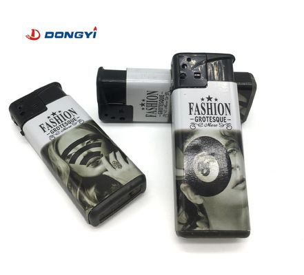 Модный сигаретный зажигалка для европейских и американских моделей No. DY-F007 Пластик